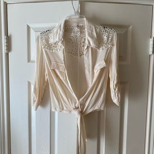Crop Top Lace Detail top